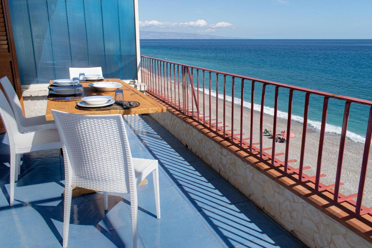 לטויאני Beach House Acquamarina מראה חיצוני תמונה
